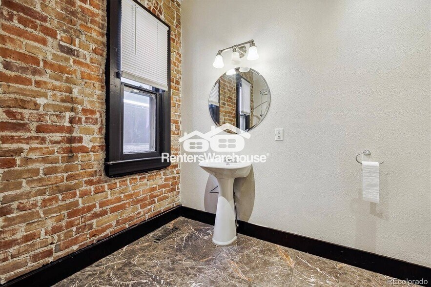 Building Photo - 308 Inca St