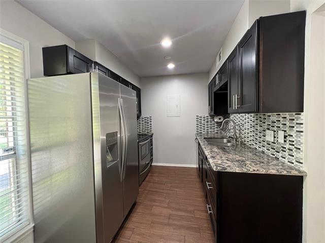 Building Photo - 4004 Ridglea Country Club Dr