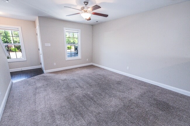 Building Photo - 114 Meadow Way