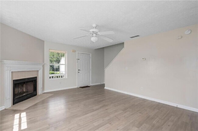 Building Photo - 57 Inverness Trce