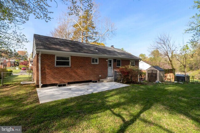 Building Photo - 3713 Lockwood Ln