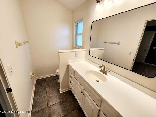 Building Photo - 3910 Karissa Ann Pl E