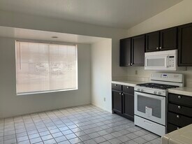 Building Photo - 1636 Palmae Way