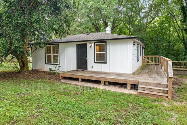 Primary Photo - 2044 Milton Rd