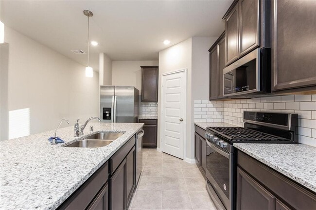 Building Photo - 7215 Wilshire Ct