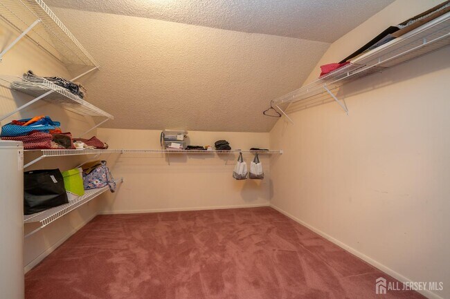 Building Photo - 16 Thoreau Dr
