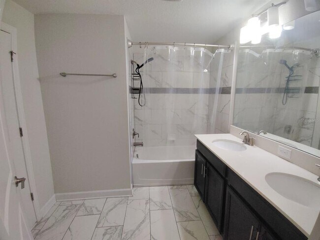 Building Photo - 8953 Stinger Dr