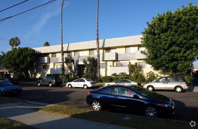 Primary Photo - 941 Enterprise Ave