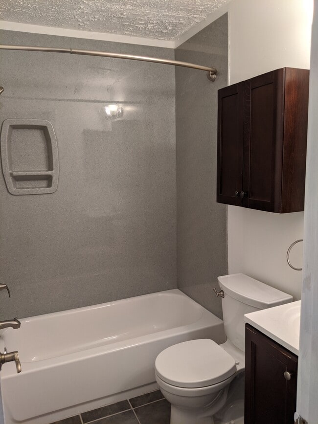 Building Photo - 13533 Ambassador Dr