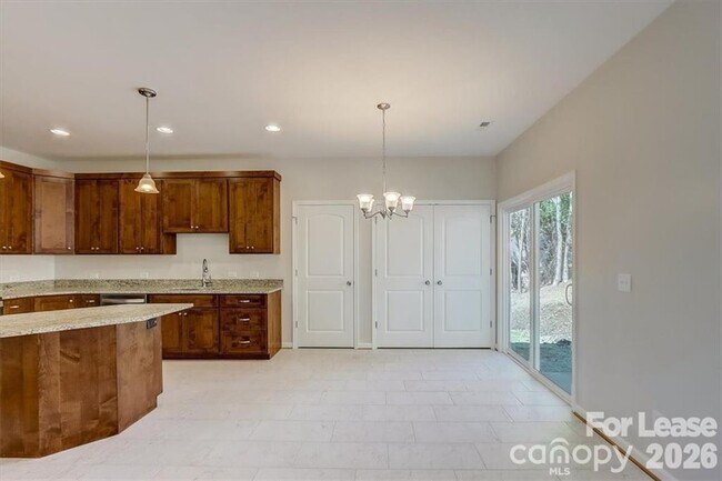 Building Photo - 48 John Halford Ct