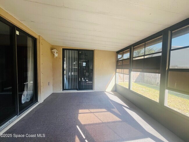 Building Photo - 4719 Chicago St