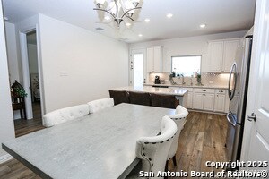 Building Photo - 2046 Egret Ave