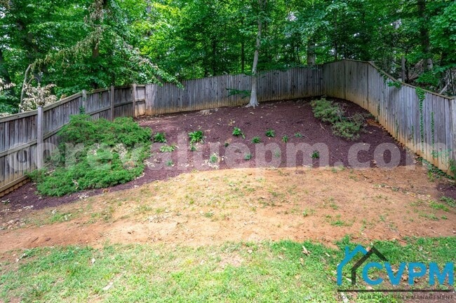 Building Photo - 1250 Stonewood Ct