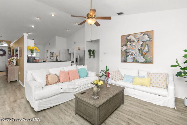 Building Photo - 4243 Pondapple Dr