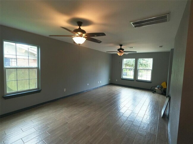 Building Photo - 107 Culmore Dr