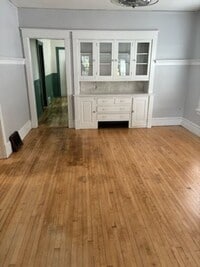 Building Photo - 3071 S Wentworth Ave
