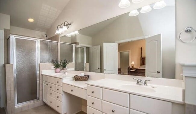Building Photo - 131 Alden Village Ct