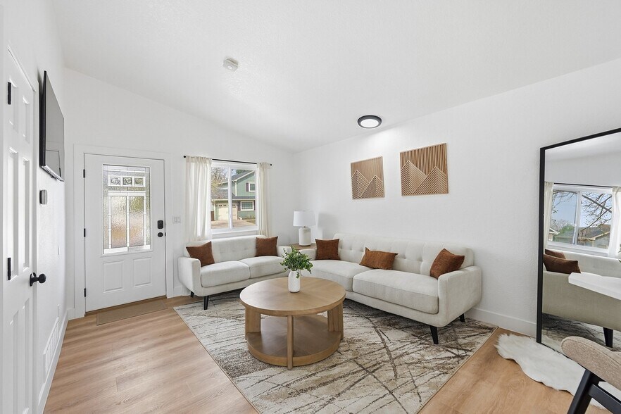 Building Photo - 4556 S Pagosa Way