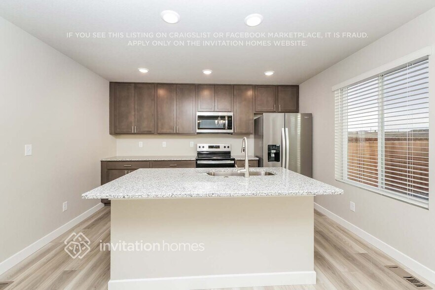 Building Photo - 11787 Mission Peak Pl