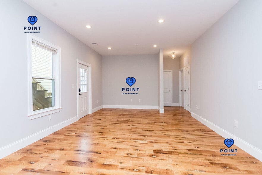 Building Photo - 244 Leyden St