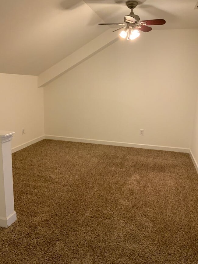 Building Photo - Percy Priest Townhouse