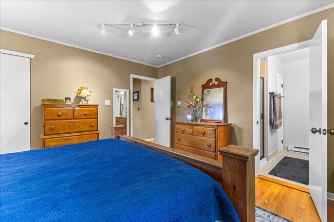 Building Photo - Beautiful Detached Home in Prime Salisbury...