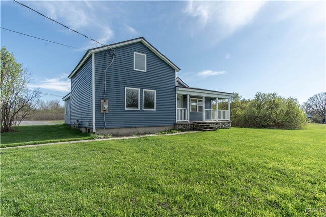 Building Photo - 14530 Dodge Ave