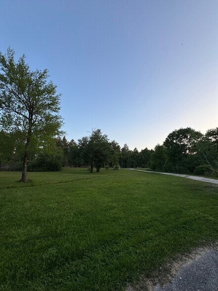 Building Photo - 286 Vestry Rd