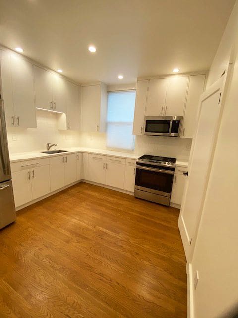 Building Photo - 2385 18th Ave