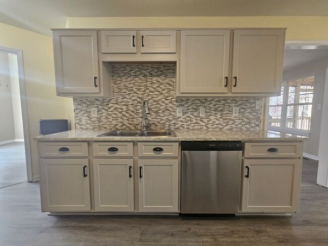 Building Photo - Moyock, NC