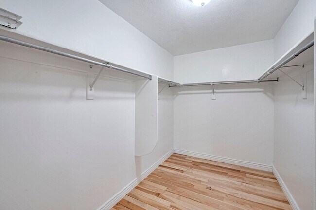 Building Photo - 503 N 850 W