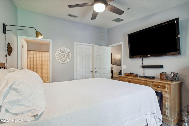 Building Photo - 13785 Herons Landing Way