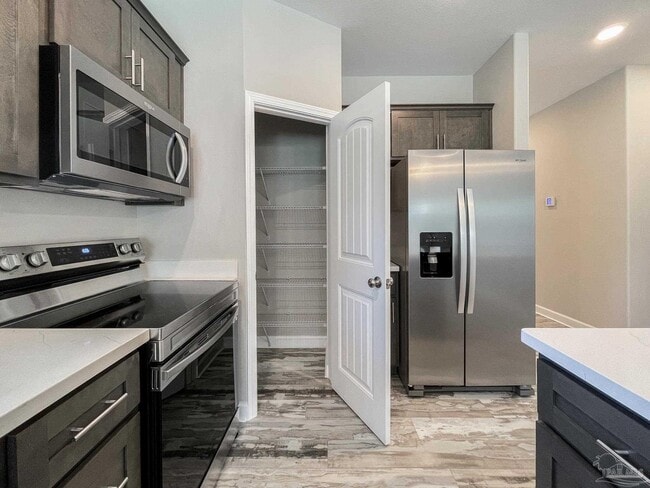 Building Photo - 5180 Burlington Ave