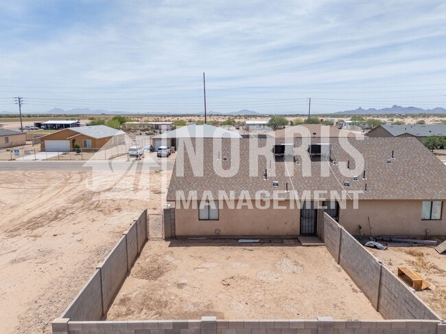 Building Photo - Perfect Duplex in Arizona City