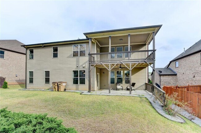 Building Photo - 2540 Maple Ridge Ln