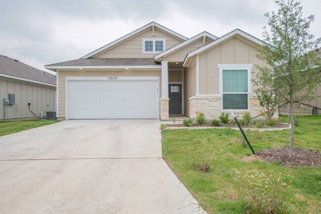 Building Photo - 2839 Fox River Dr