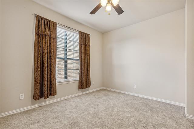 Building Photo - 1924 Lantana Ln