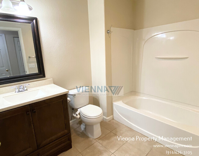 Building Photo - 6521 Hearthstone Cir