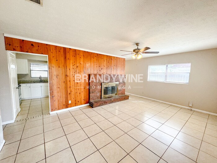 Building Photo - 7901 Austin Rd