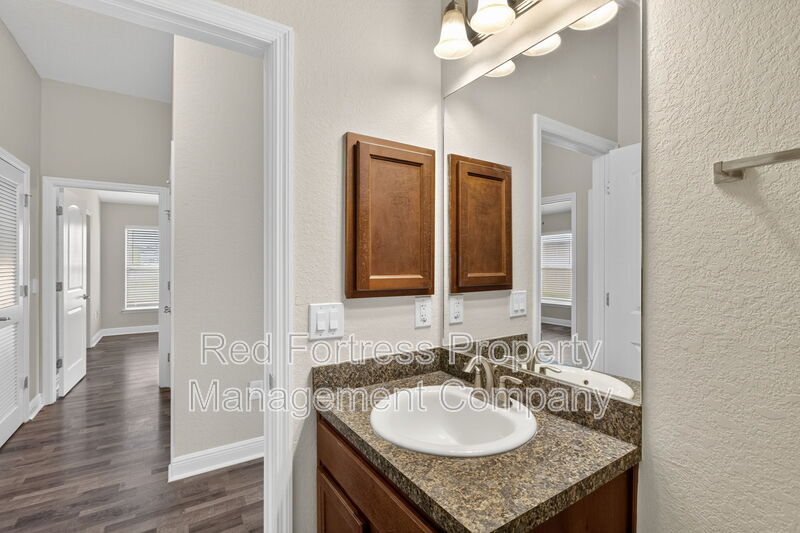 Building Photo - 27078 Brook Forest Rd