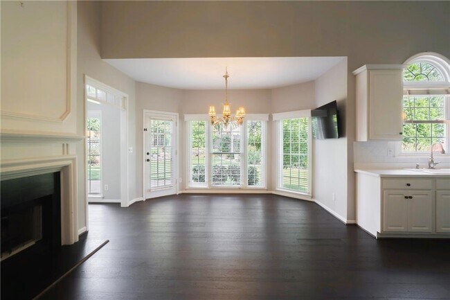 Building Photo - 6850 Weatherstone Way