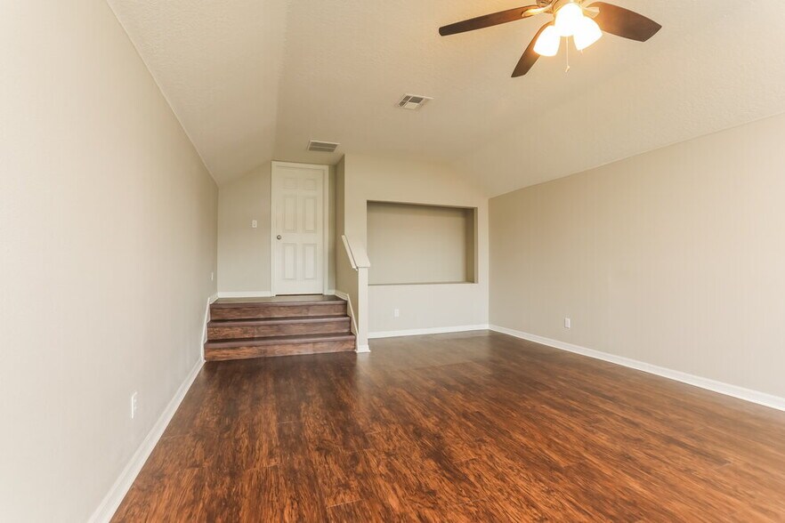 Building Photo - 2083 Casaba Cove Ave