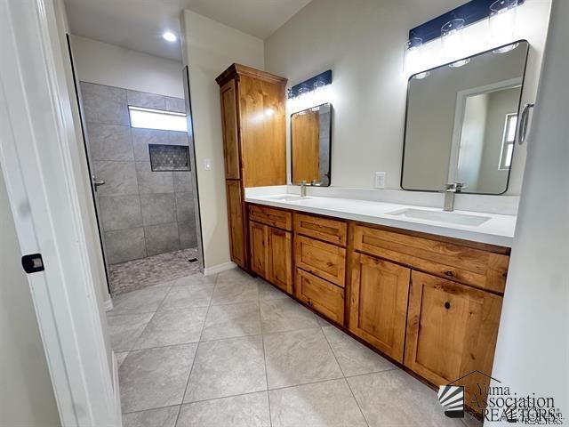 Building Photo - 3400 S Ave 7 E