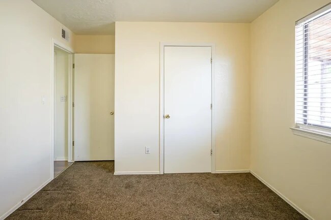 Second bedroom - 6909 Cleghorn Rd NW