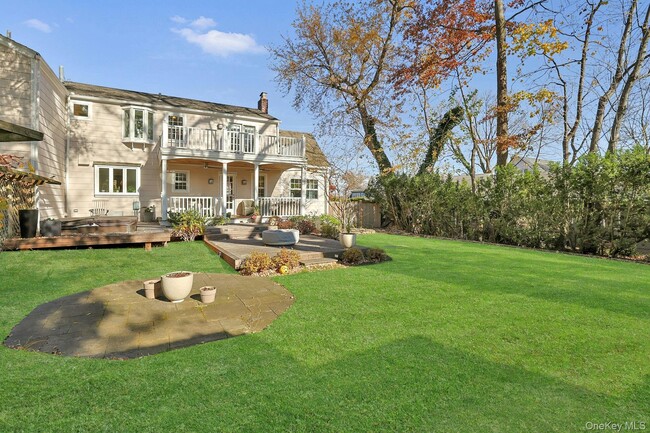 Building Photo - 9 Prall Pl