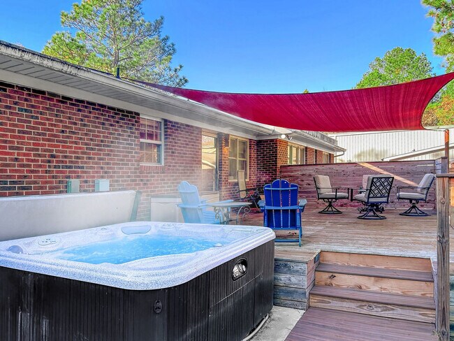 Building Photo - 148 Rice Rd