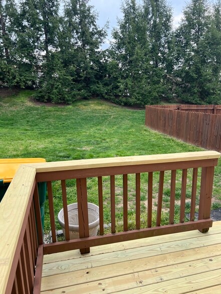 Building Photo - 4171 Kittatinny Dr