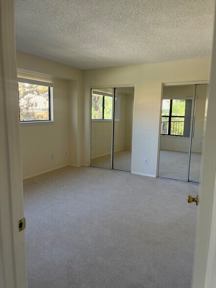 Building Photo - 10655 Lemon Ave