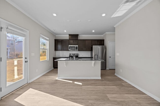 Building Photo - Small-Town Comfort Meets City Convenience | 2-Story Home for Rent | 4 Bedrooms, 2.5 Baths