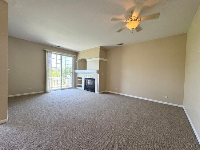 Building Photo - 4220 Savoy Ln